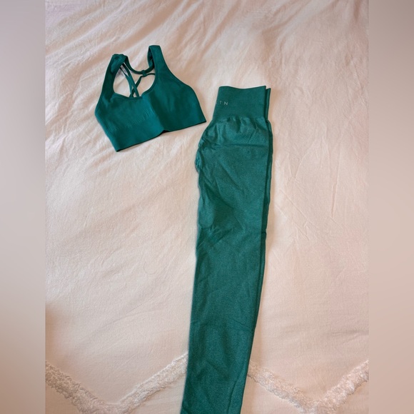 NVGTN seamless turquoise matching set small - Picture 9 of 11